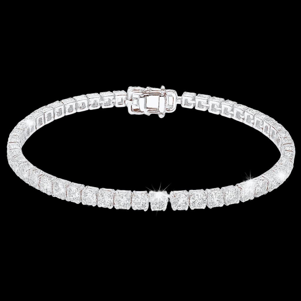 Classic diamond tennis bracelet