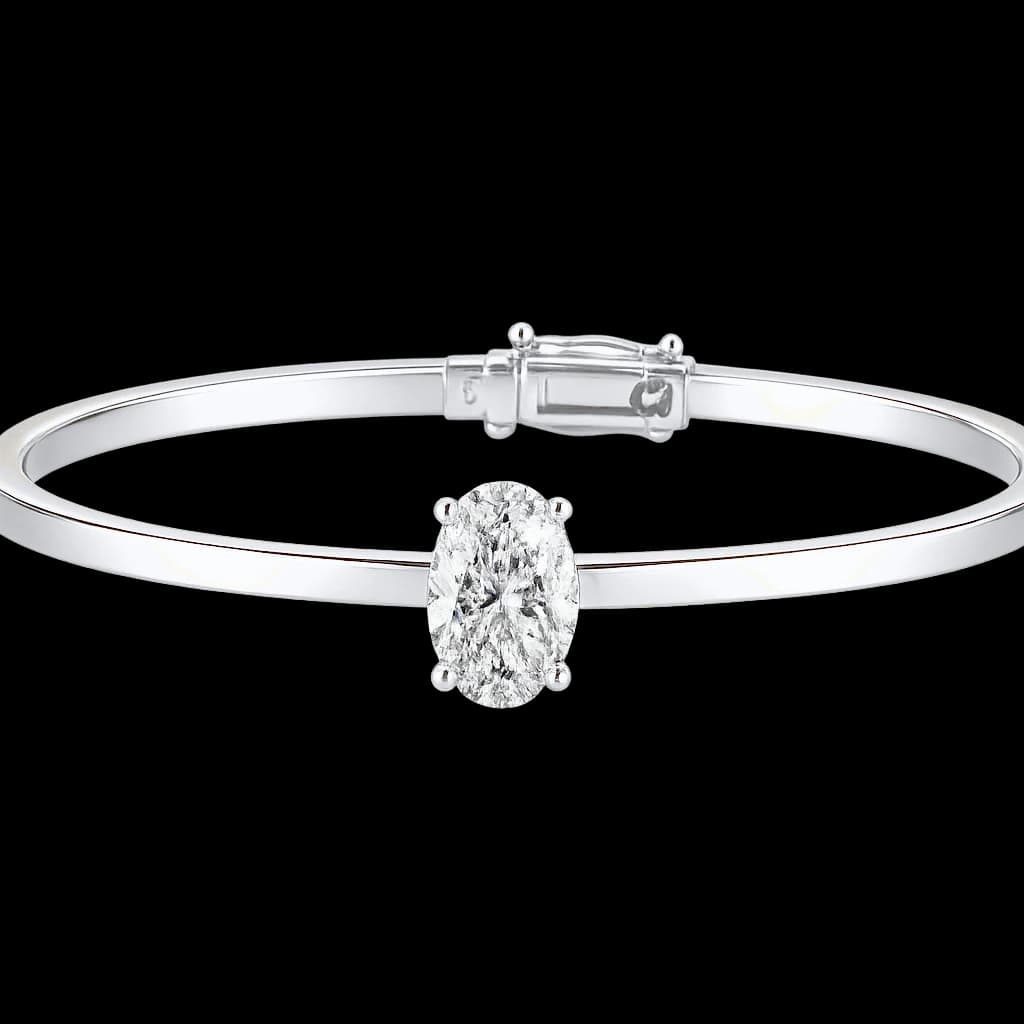 Oval diamond bangle
